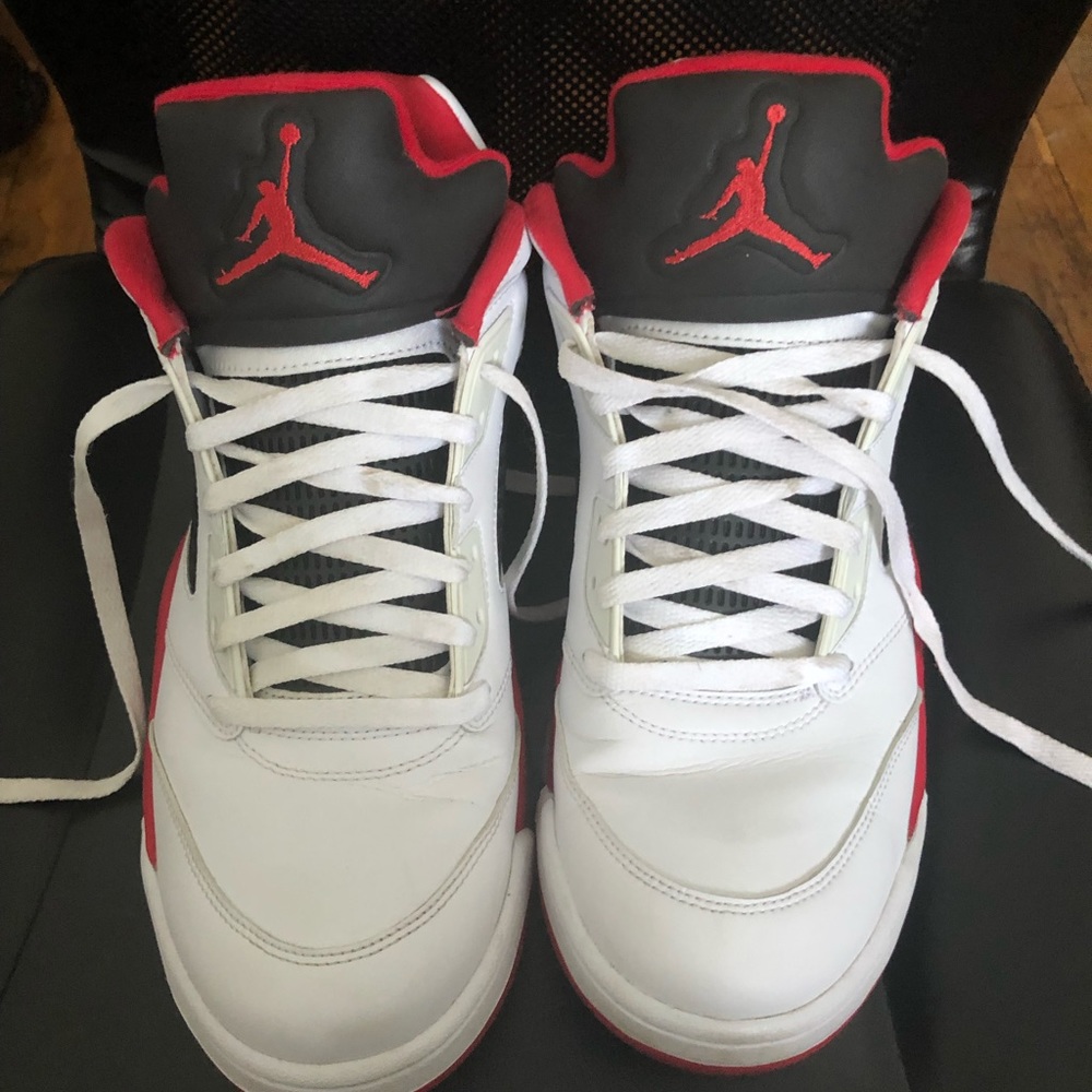 Air Jordan 5 Low Fire Red